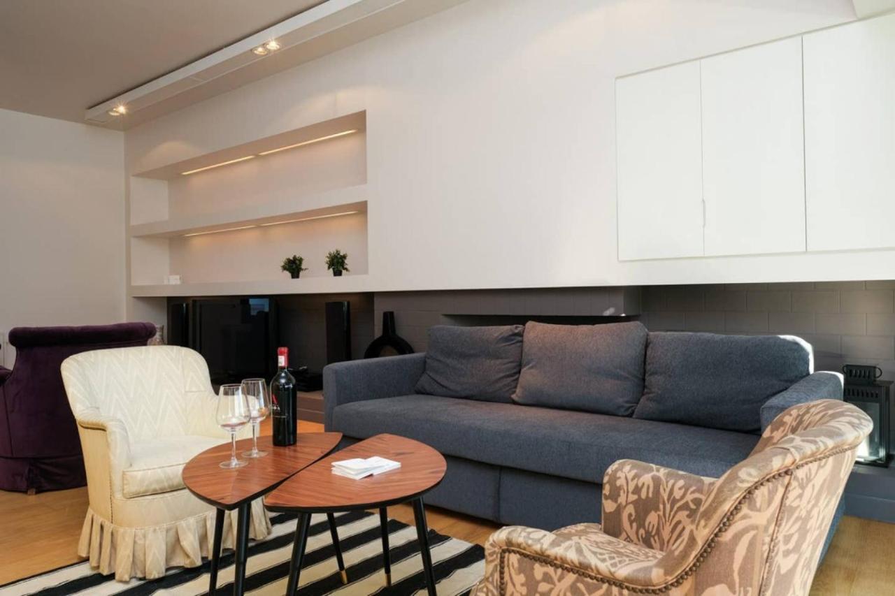 Ferienwohnung Urban Luxury homm Apt. in Deinokratous Str. Athen Exterior foto