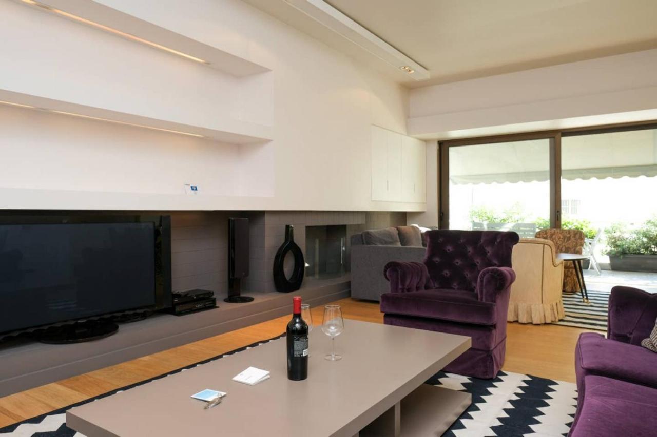 Ferienwohnung Urban Luxury homm Apt. in Deinokratous Str. Athen Exterior foto