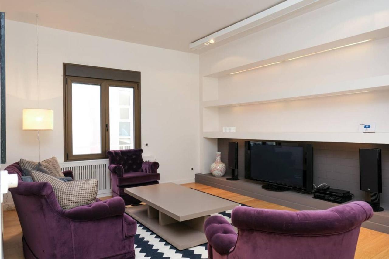 Ferienwohnung Urban Luxury homm Apt. in Deinokratous Str. Athen Exterior foto